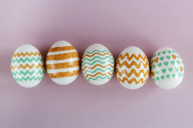 Ovos decorados com Washi tapes para a páscoa